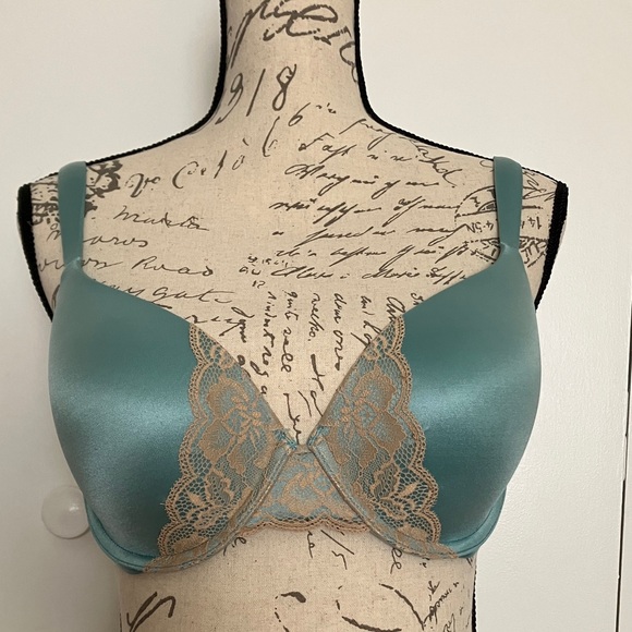 Like New Soma Blue and Cream Lace Trim Bra Full Coverage 36 C - Picture 1 of 7